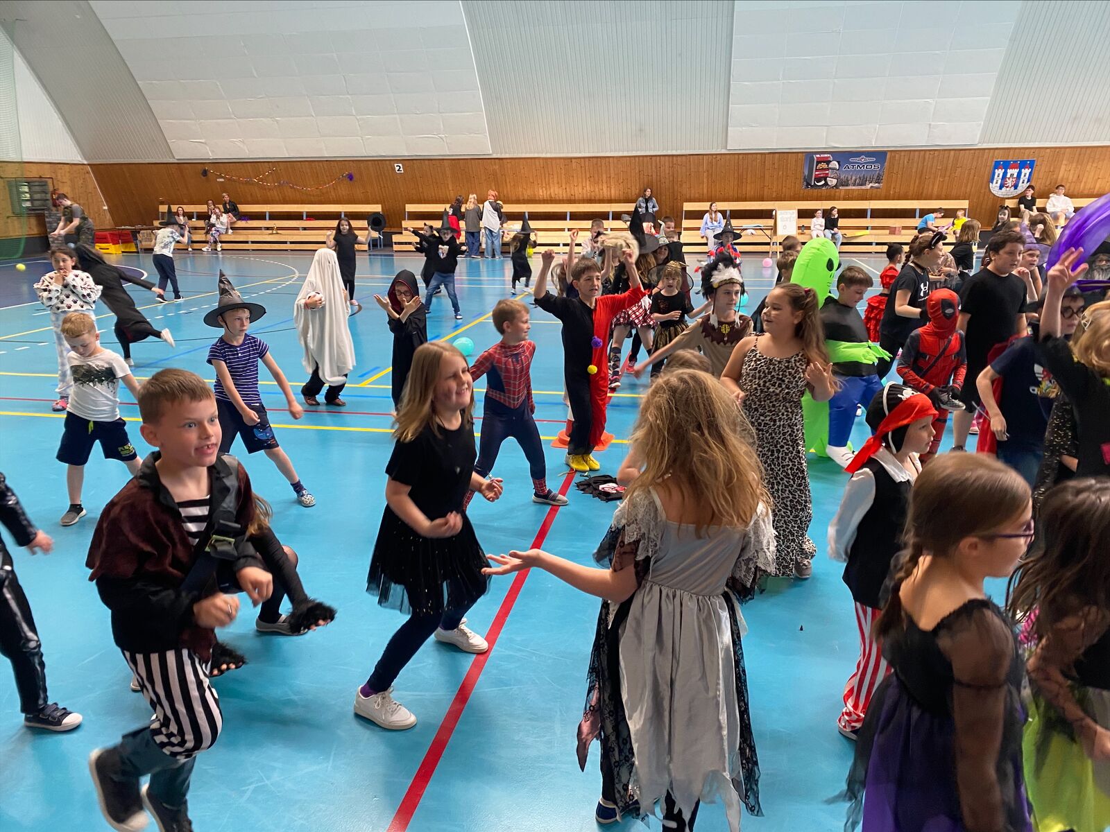 Dětský karneval ke Dni čarodějnic 