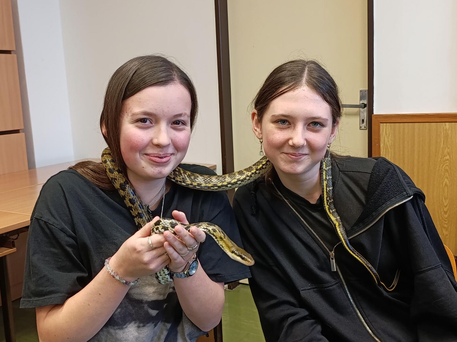 Mazlení s hady ve výuce přírodopisu!